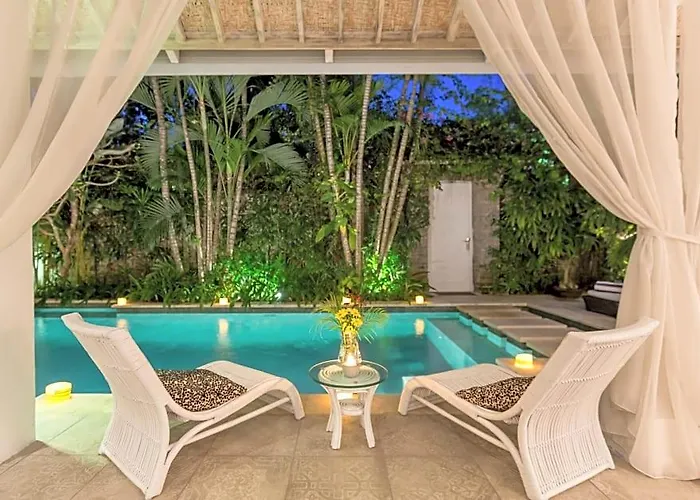 Esha Drupadi Seminyak Villa *