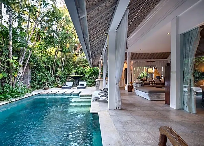 Villa Esha Drupadi Seminyak *